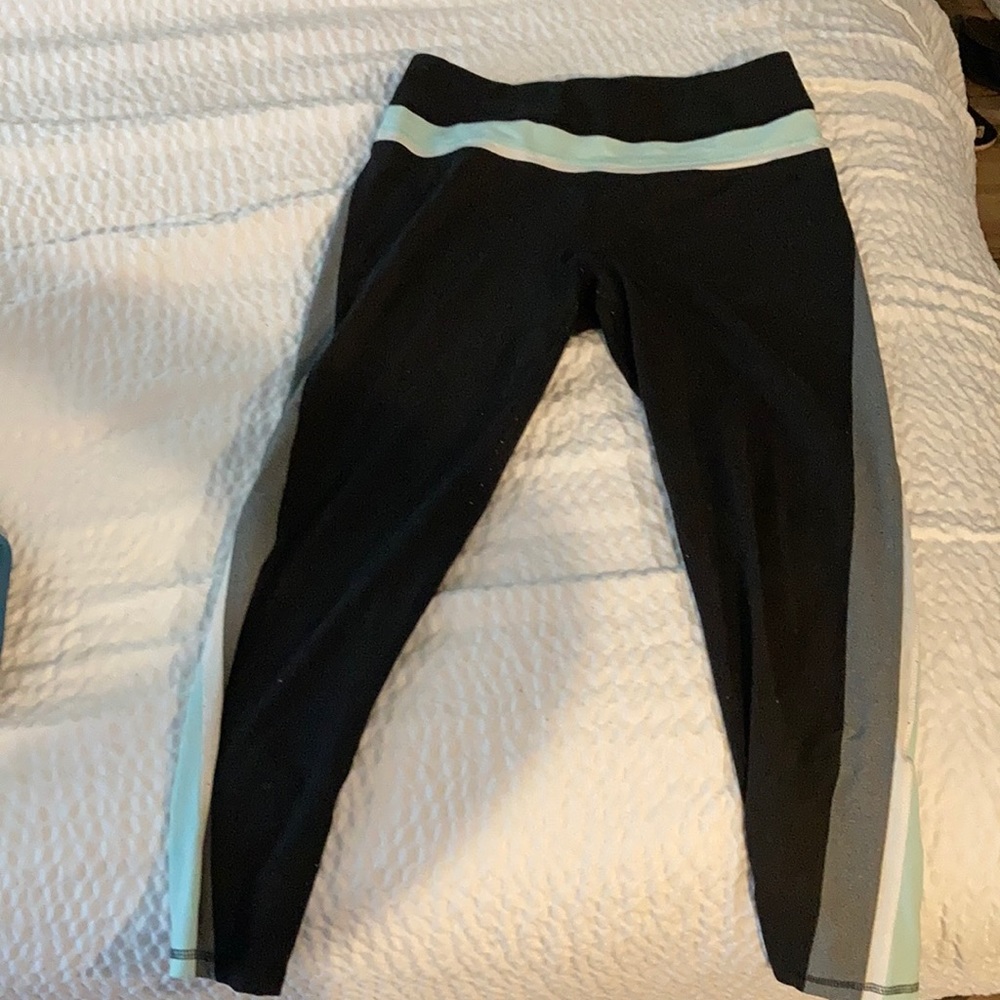 Women’s athletic pants
